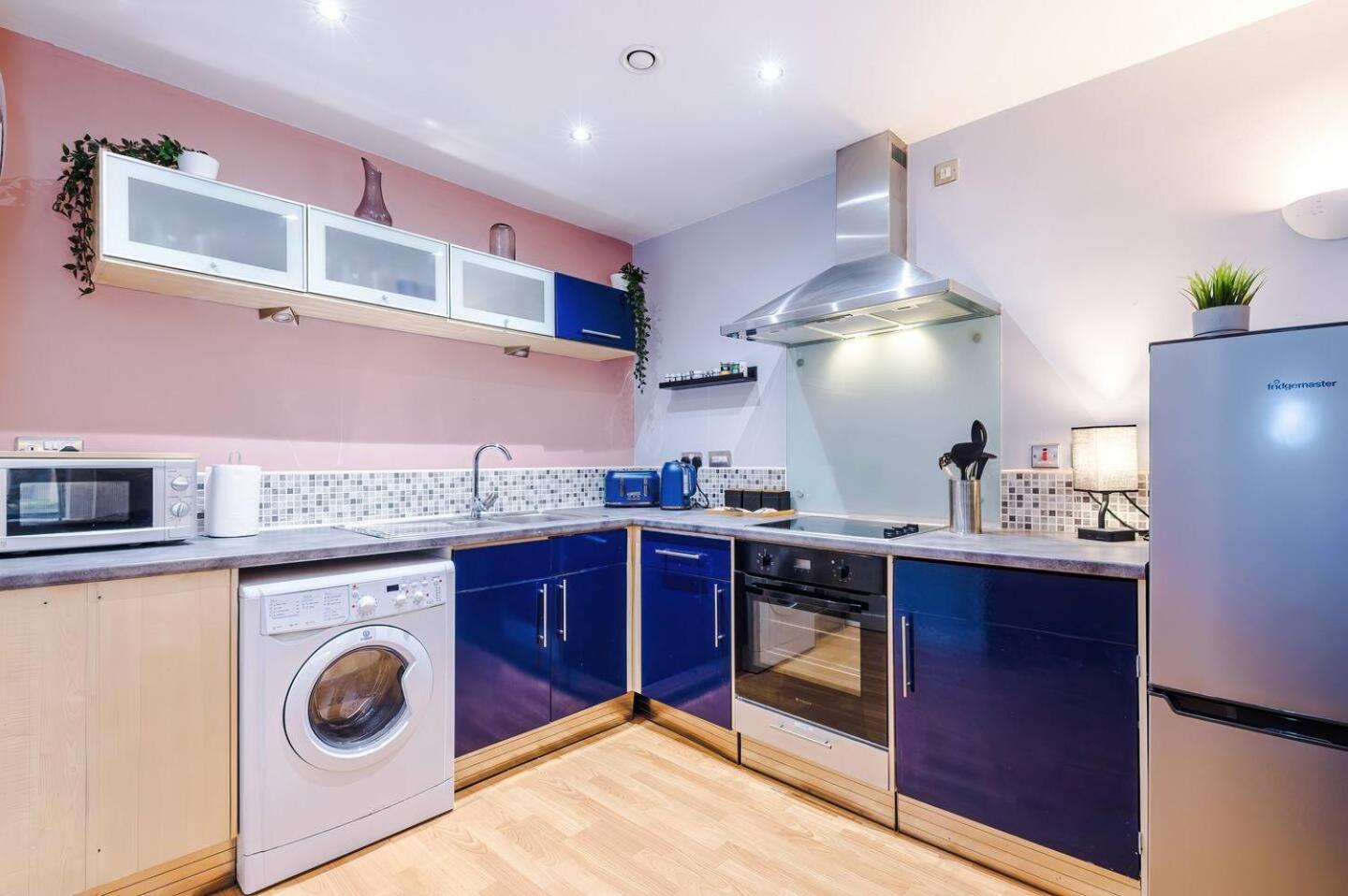 Casa vacanze Cosy Flat, Ultimate Comfort & Sleep! *