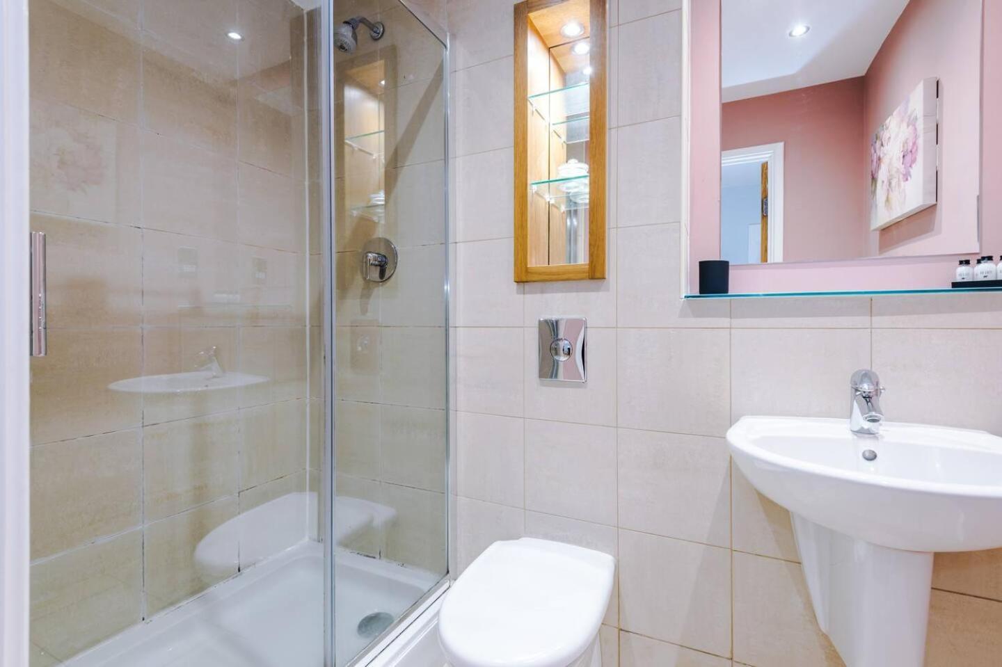 Cosy Flat, Ultimate Comfort & Sleep! Casa vacanze
